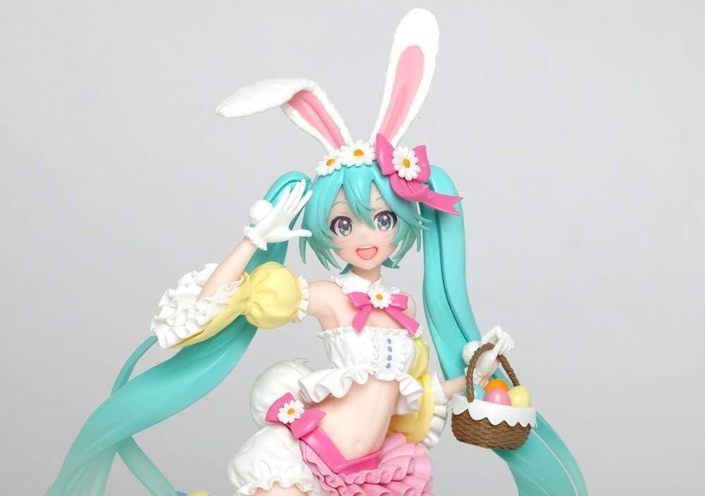 Hatsune Miku 2nd Season Spring Ver. Figure Taito for Sale