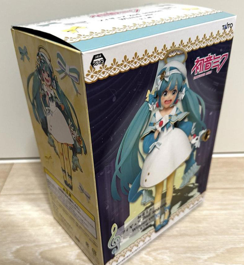 Hatsune Miku 2nd season Winter ver. Figure Taito Hatsune Miku for Sale