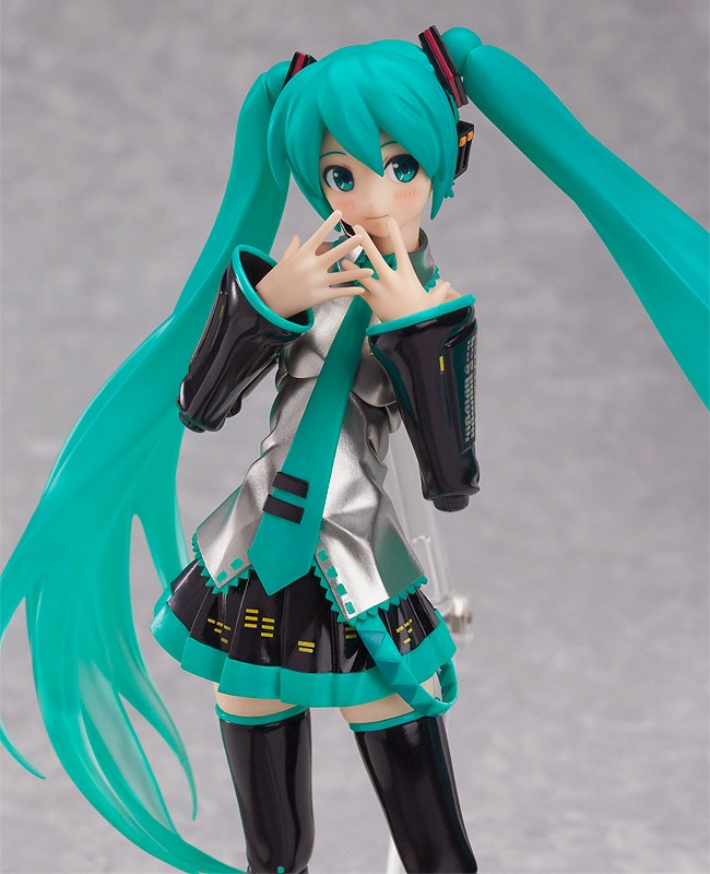 Figma Hatsune Miku 2.0 Figure for Sale