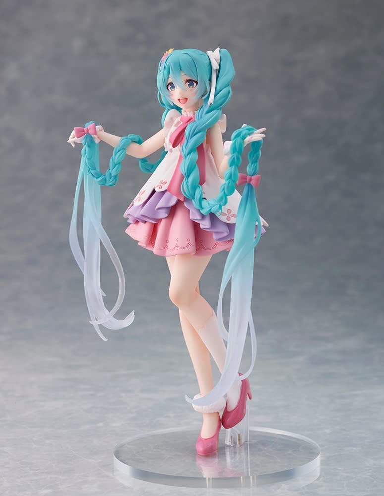Hatsune Miku Wonderland Figure Rapunzel Taito Buy