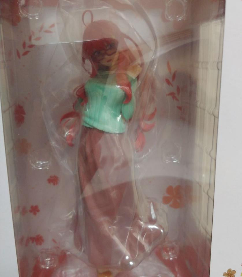 Ichiban Kuji Quintuplets Honeymoon E Prize Itsuki Nakano Figure for Sale