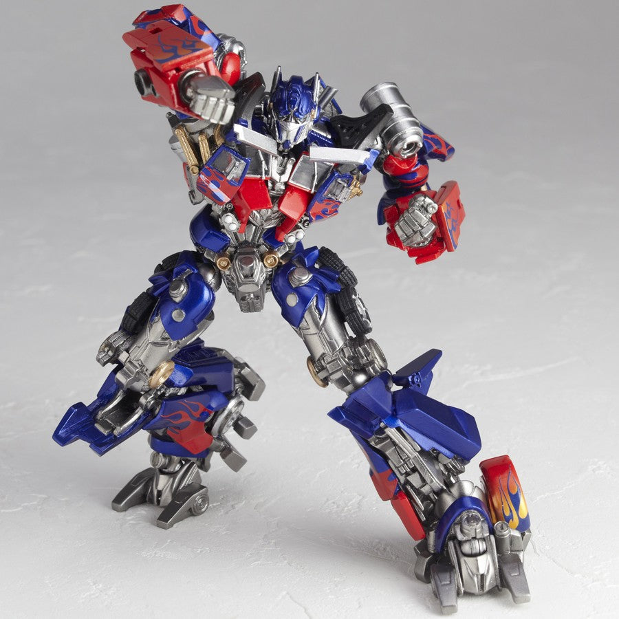 Legacy of Revoltech LR-049 Transformers: Dark of the Moon Optimus Prime