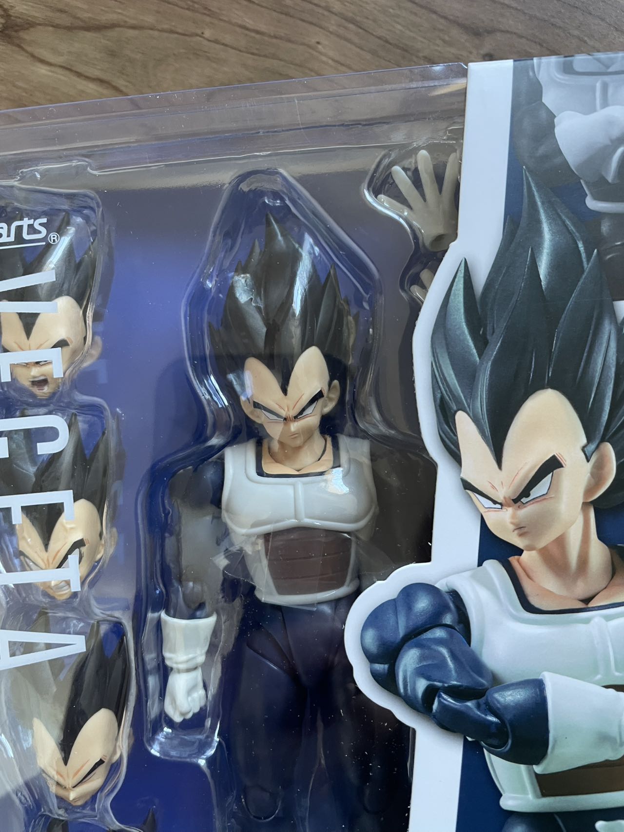 Dragon Ball Z S.H.Figuarts Vegeta Older Style Battle Clothes Figure