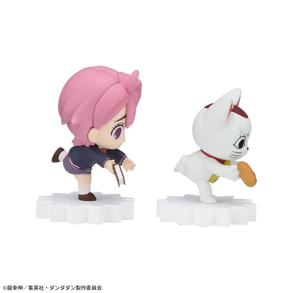 Dandadan mOH!ment Aira Shiratori/Turbo Granny Cat Mini Figure Vol.2 for Sale