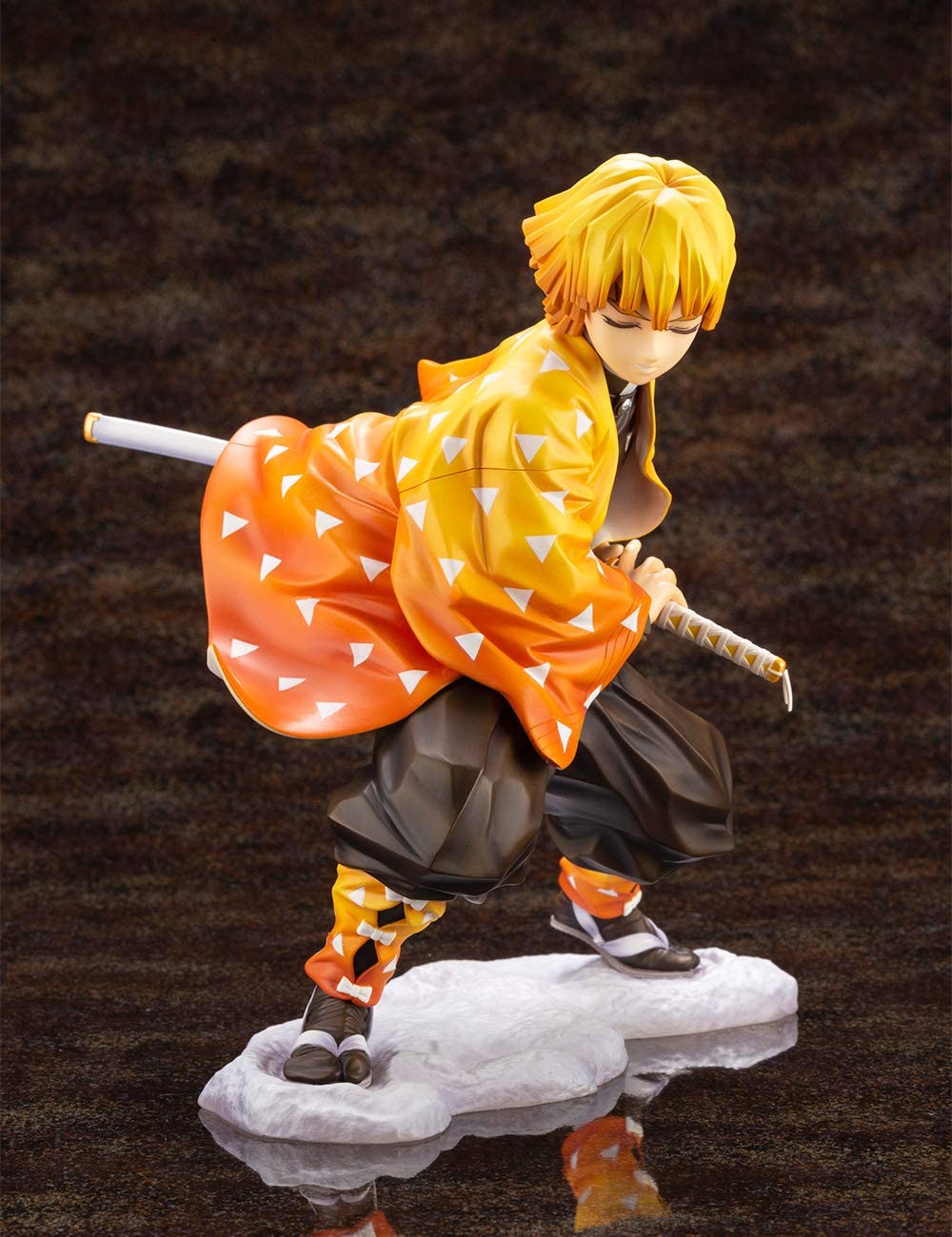 ARTFX J Demon Slayer Zenitsu Figure