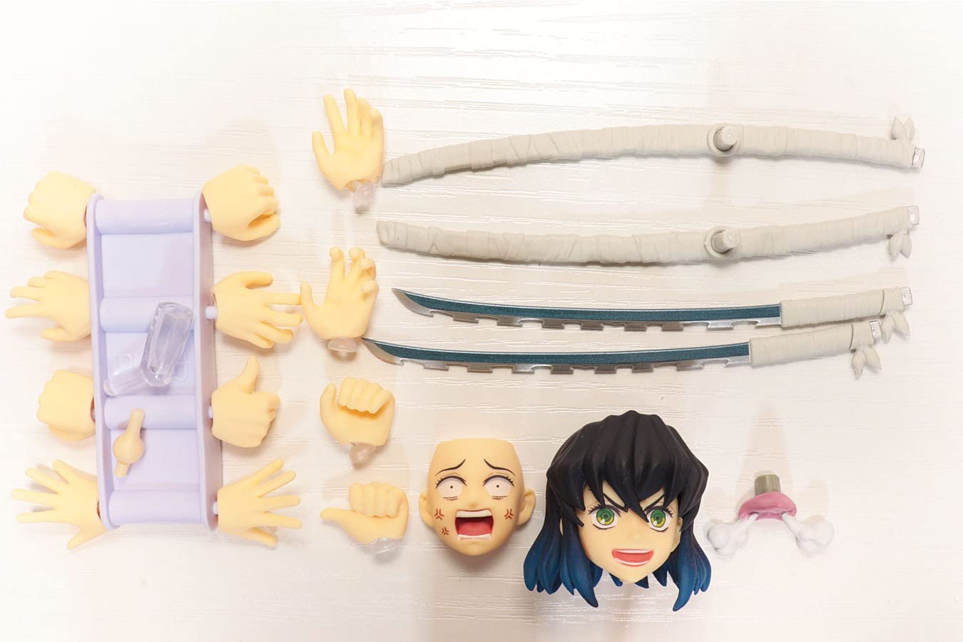 Inosuke Hashibira Figure Figma DX Edition for Sale