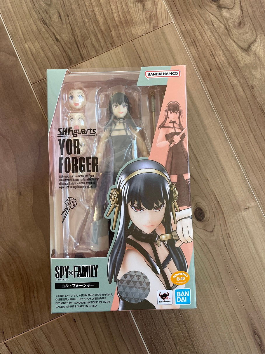 S.H.Figuarts Spy x Family Yor Action Figure