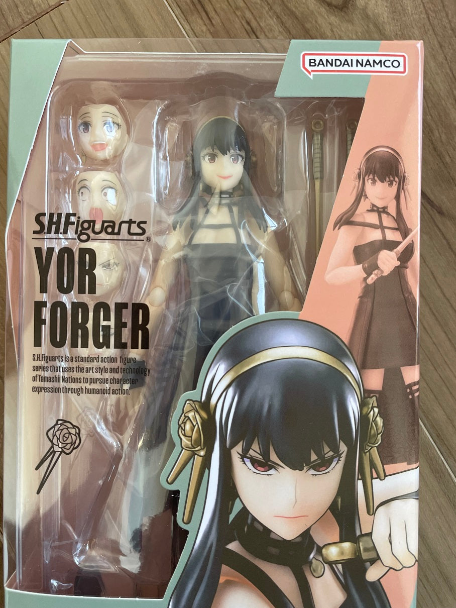 S.H.Figuarts Spy x Family Yor Action Figure