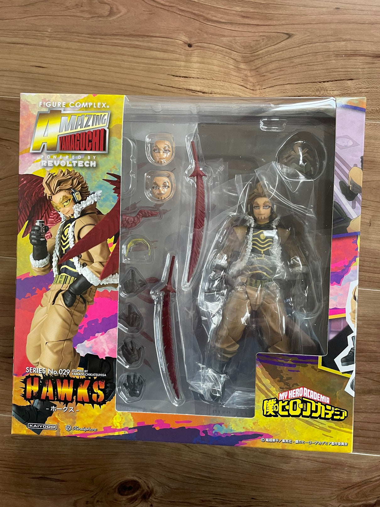 Amazing Yamaguchi Kaiyodo Hawks Figure
