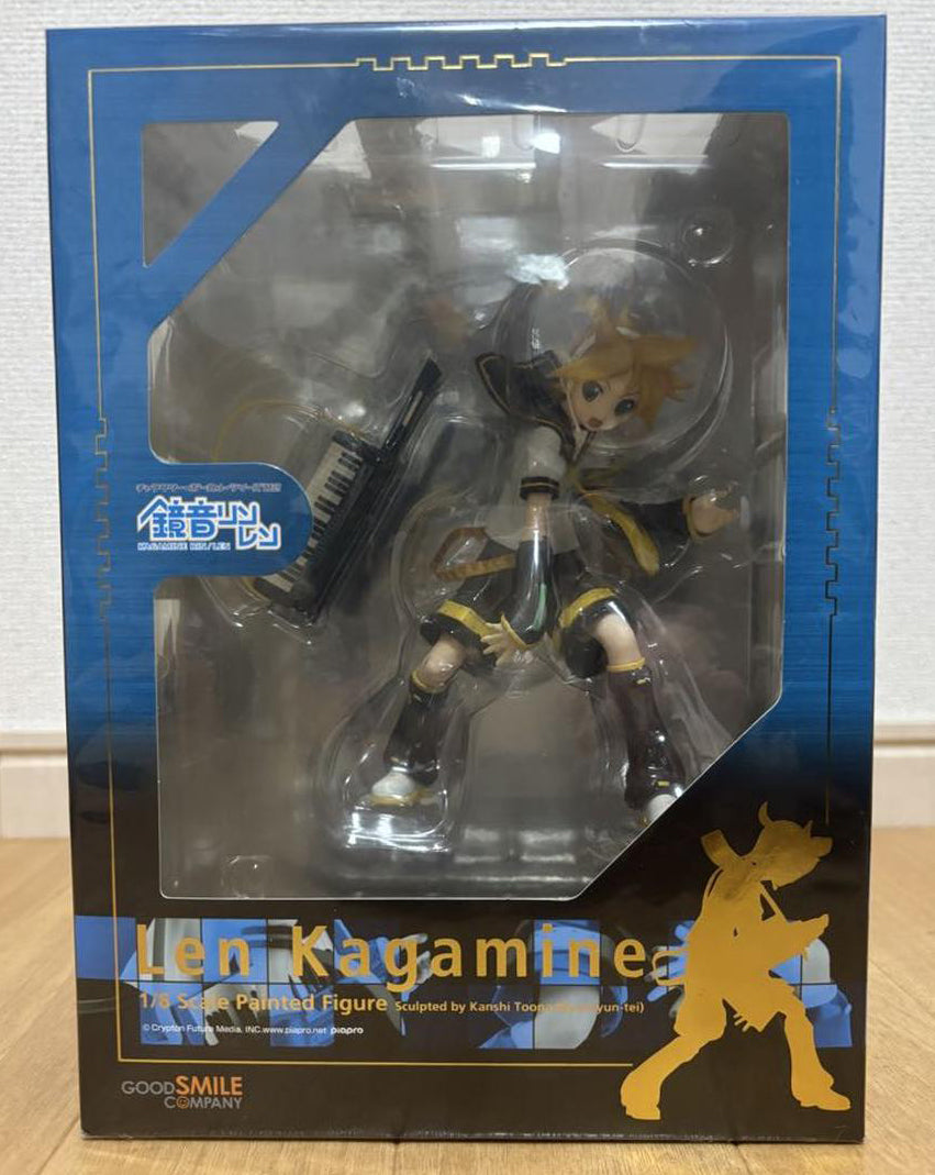 Good Smile Company Kagamine Len 1/8 Scale Figure for Sale