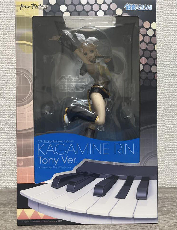 Kagamine Rin Tony ver. 1/7 Scale Figure for Sale