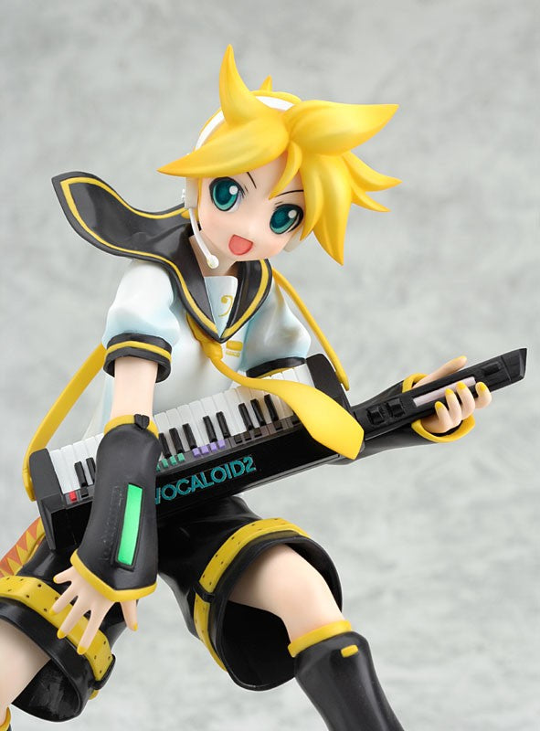 GSC Kagamine Len 1/8 Scale Figure for Sale
