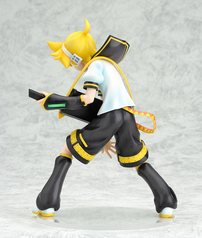 GSC Kagamine Len 1/8 Scale Figure for Sale