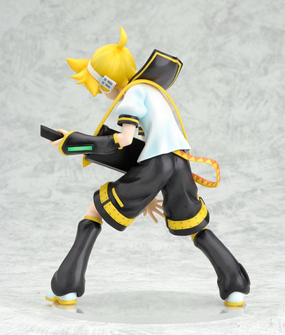 GSC Kagamine Len 1/8 Scale Figure for Sale