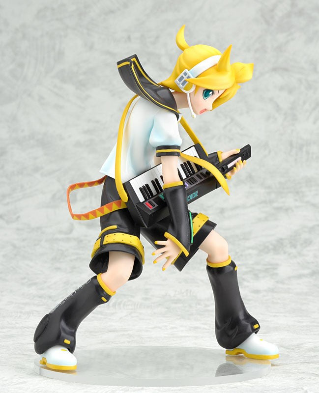 GSC Kagamine Len 1/8 Scale Figure for Sale