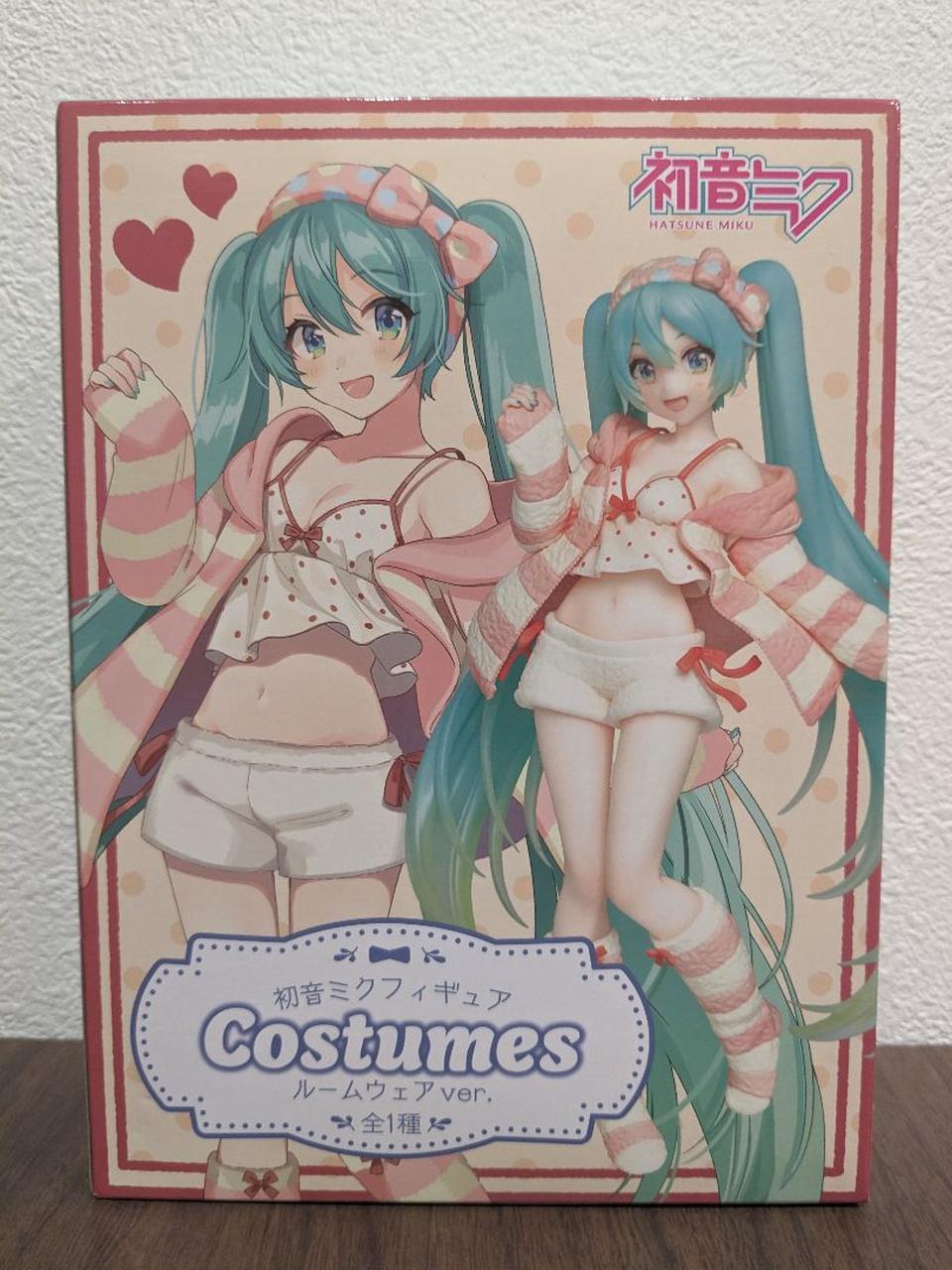 Taito Hatsune Miku Figure Costumes Room Wear Ver. for Sale