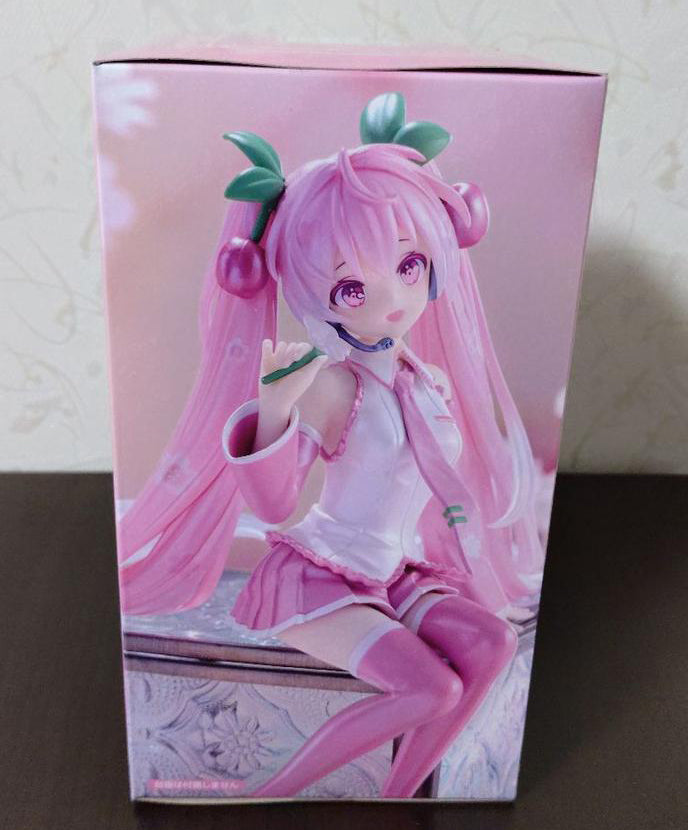 Hatsune Miku Noodle Stopper Figure Sakura Miku 2024 Pearl Color ver. Buy