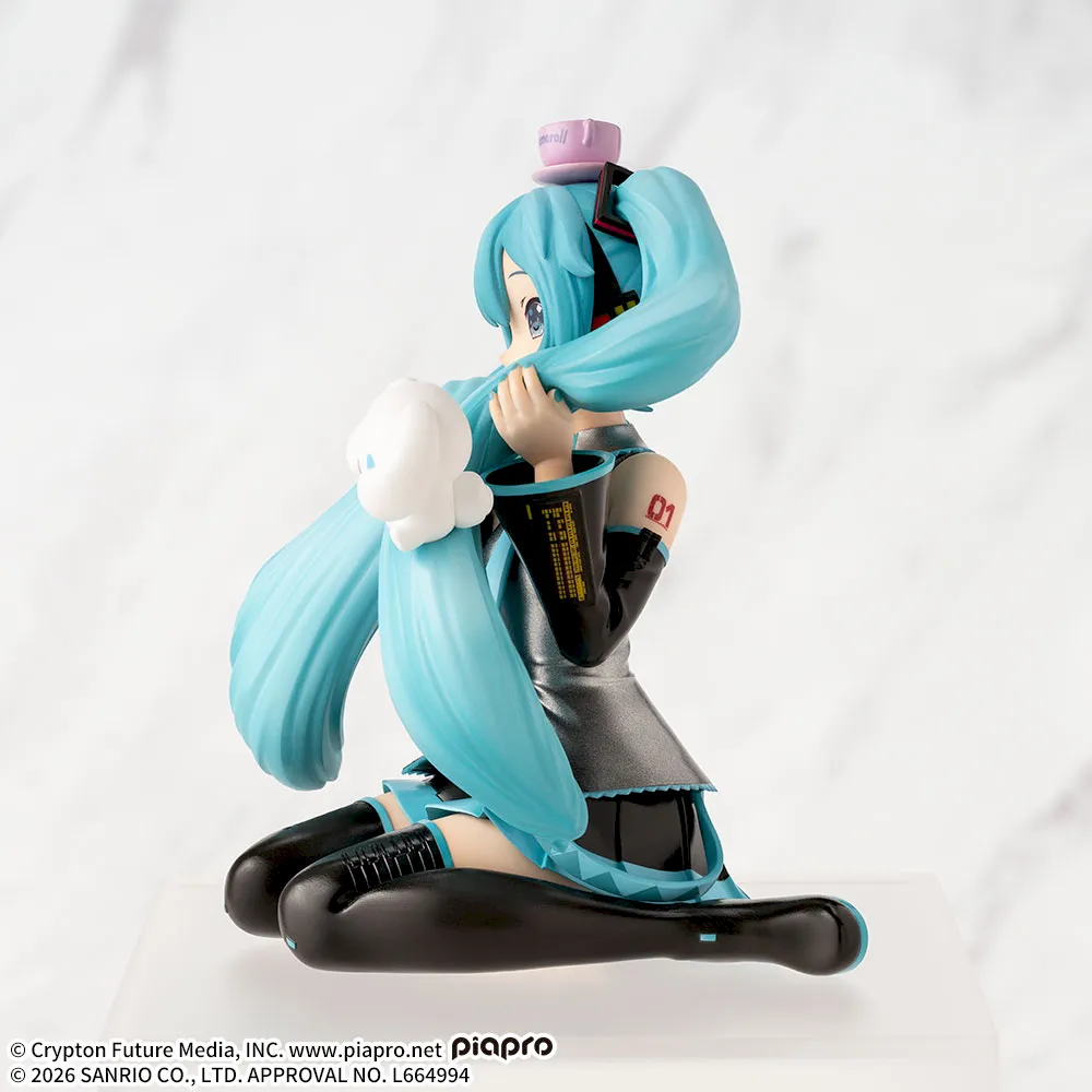 Hatsune Miku x Cinnamoroll Fluffy Ver. Premium Chokonose Figure Buy
