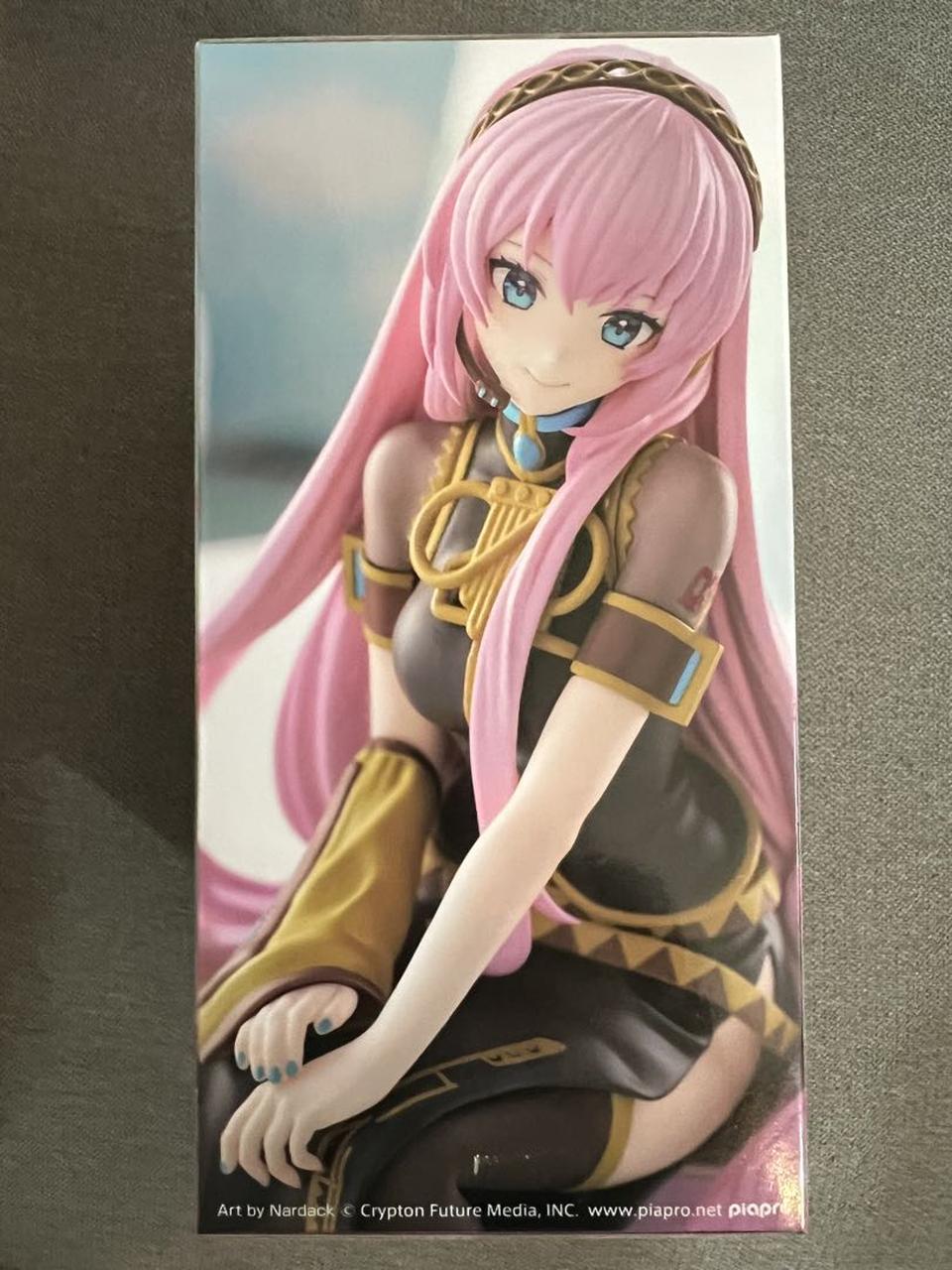 Megurine Luka Noodle Stopper Figure for Sale – Figure Start