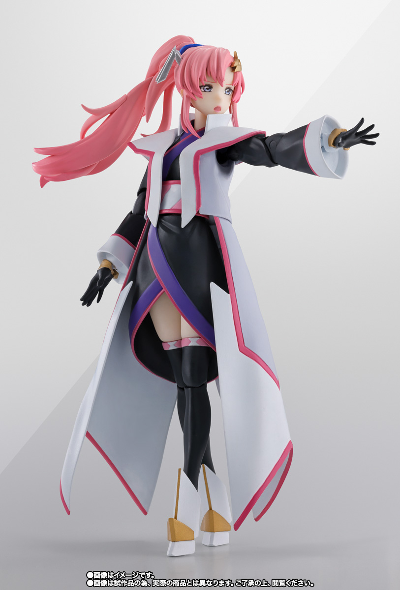 S.H.Figuarts Lacus Clyne Compass Battle Surcoat Figure for Sale