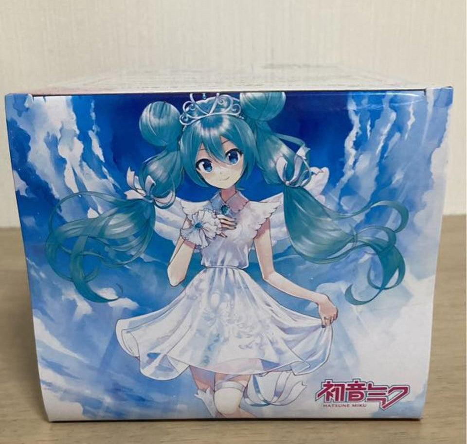 SEGA Hatsune Miku 15th Anniversary KEI Ver. Figure for Sale