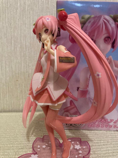 Taito Sakura Miku Figure 2021 Ver. for Sale