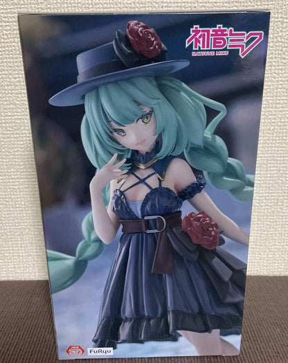 Hatsune Miku Trio-Try-iT Figure Outing Dress for Sale