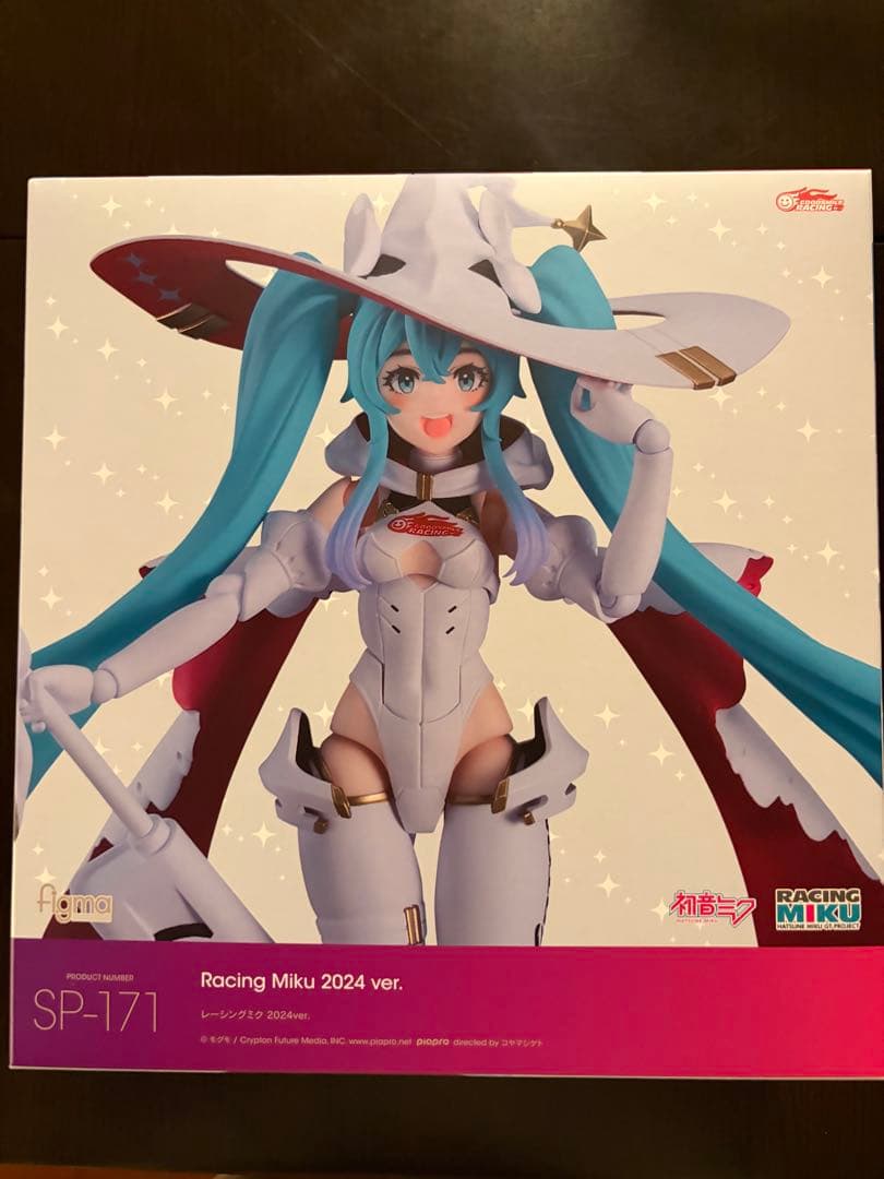 Hatsune Miku figma SP-171 Racing Miku 2024 Ver. Figure Buy