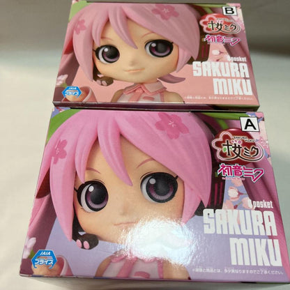 Q Posket Sakura Miku Figure