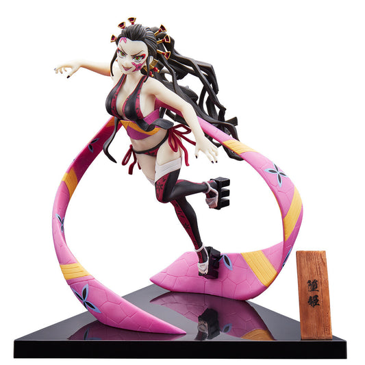 Ichiban Kuji Demon Slayer The City Where Demons Dwell Prize D Daki Figure